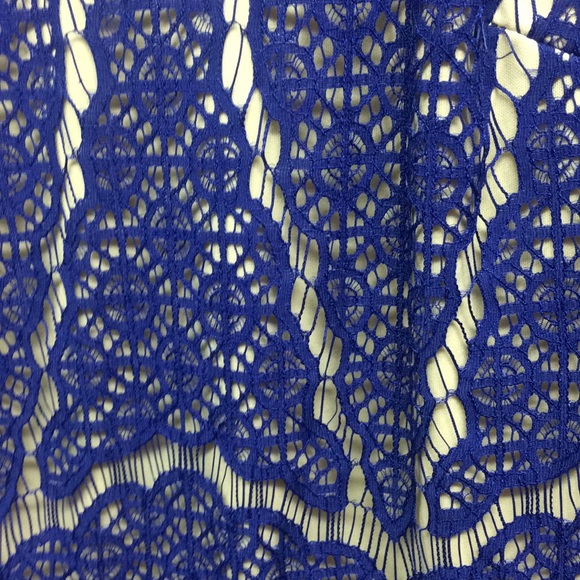 Dress - Picture 3 of 4